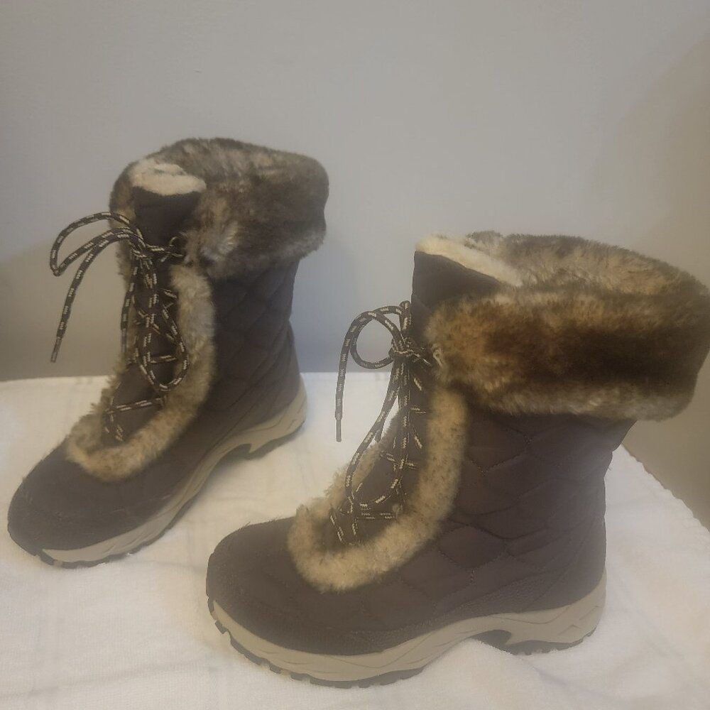 LL Bean Women's Quilted Brown Boots with Fur, Sz 6‎ 1/2 M